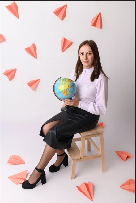Уважаемые коллеги, друзья, ученики и родители!
В каждом городе есть люди, благодаря которым жизнь ст