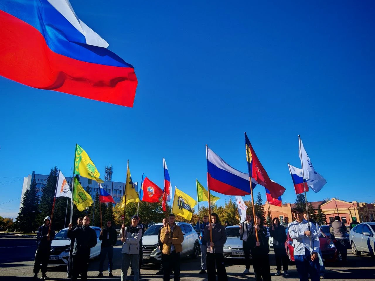 В Славгороде состоялся масштабный автопробег в честь Дня среднего профессионального обр...