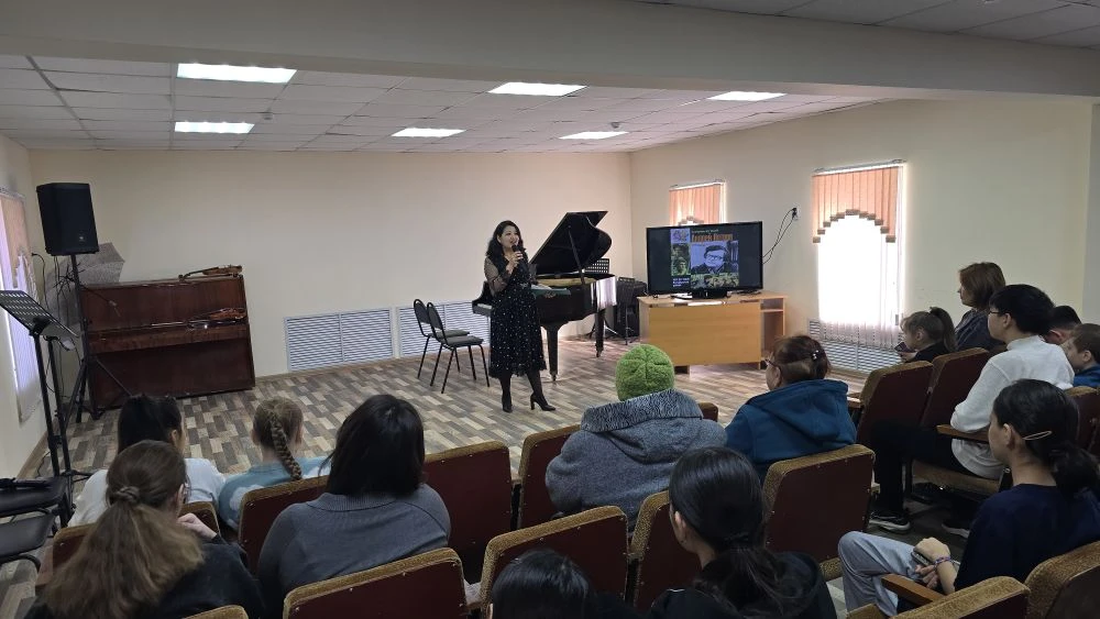 🎼 **Юбилейный творческий вечер памяти композитора Андрея Петрова** 🎤