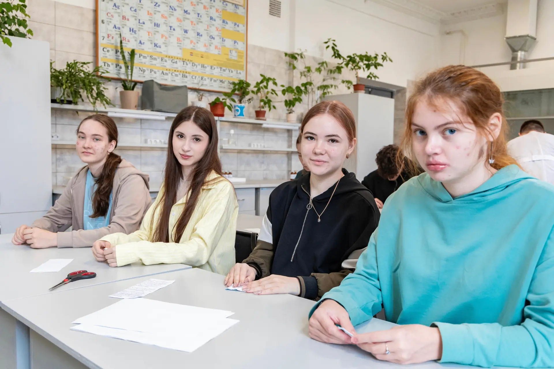 🤩Летние интенсивы в ЮУрГУ: школьники знакомятся с университетом