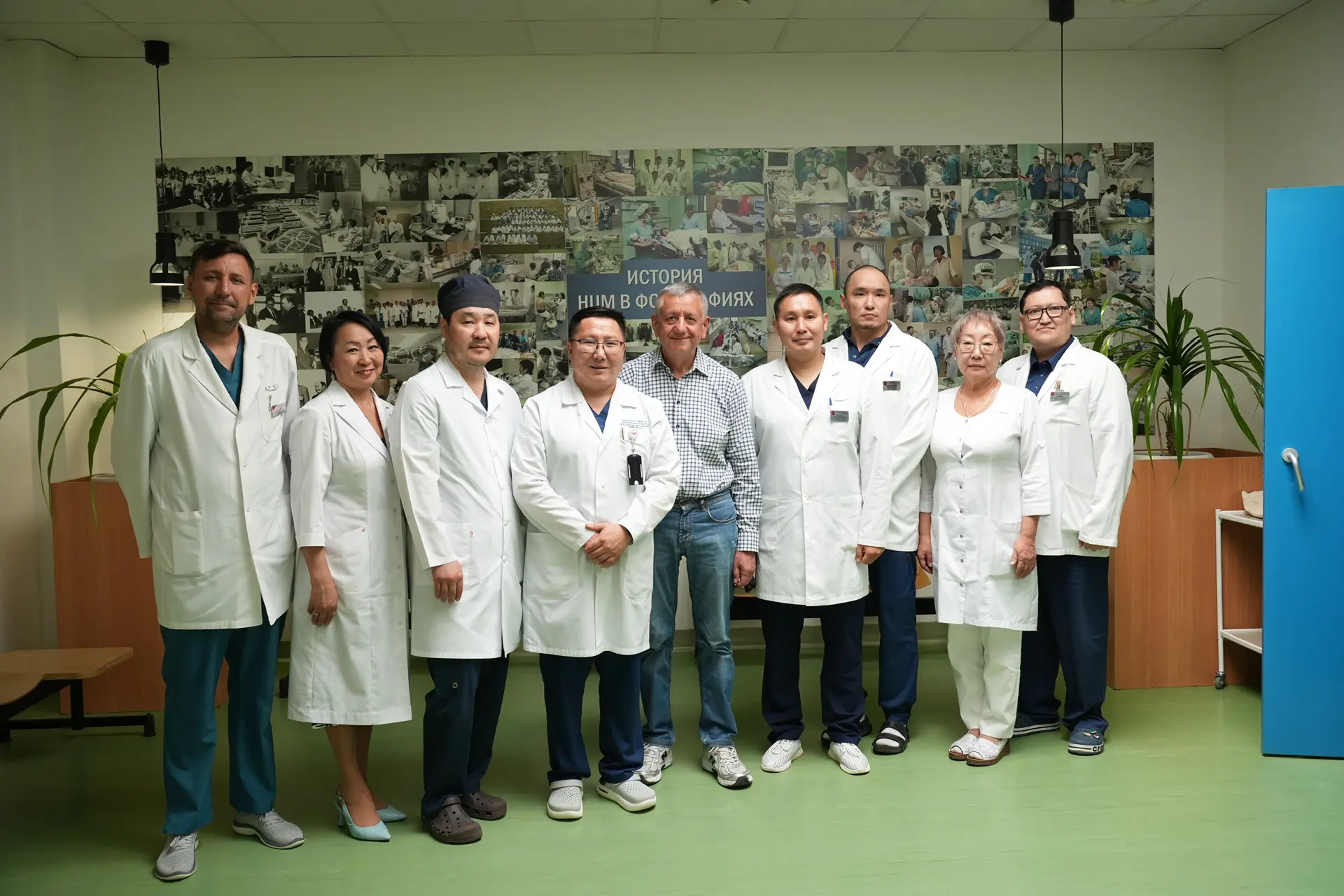 В фокусе — эндокринная хирургия: в Национальном центре медицины прошел круглый стол для...