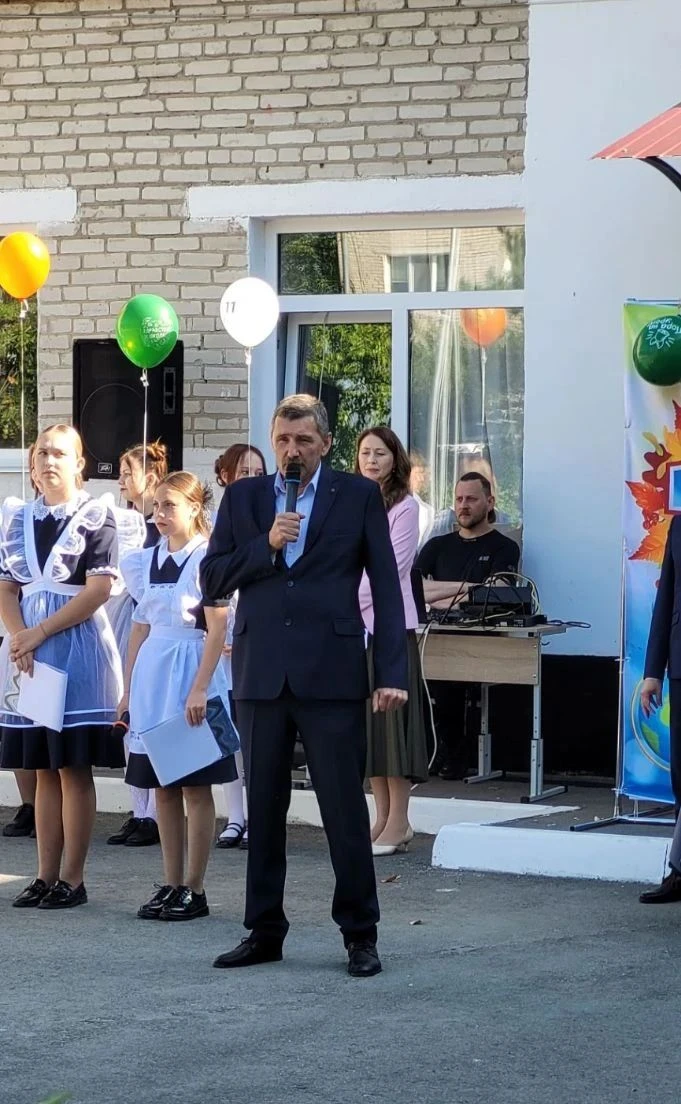 🎒✨ Здравствуй, школа! Новый год — новые горизонты!