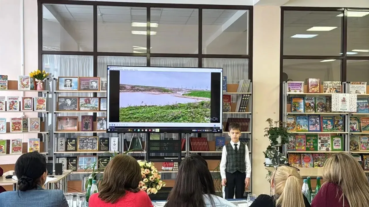 Ученик 4Б класса Черников Дмитрий (классный руководитель Алхасова Ирада Башировна) успешно выступил 