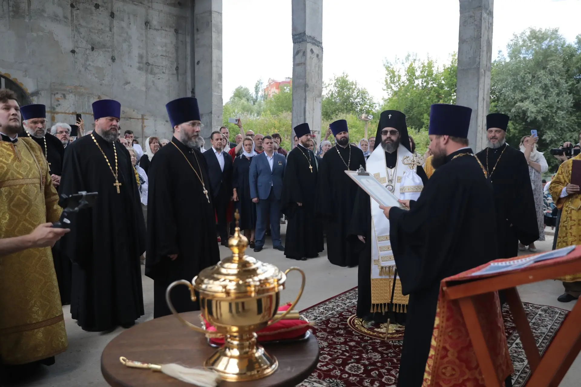 В основание нового здания Храма Великомученика Георгия заложили памятную капсулу в Куркине