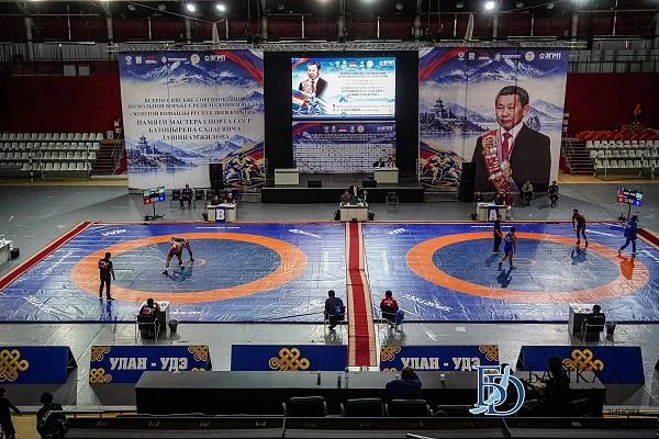 В Улан-Удэ стартовали всероссийские соревнования по вольной борьбе