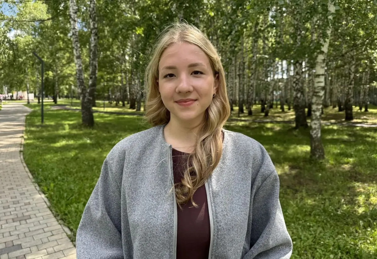 Выпускница лицея № 35 Алия Срурова стала единственной в Нижнекамске, кто выбрал для сда...