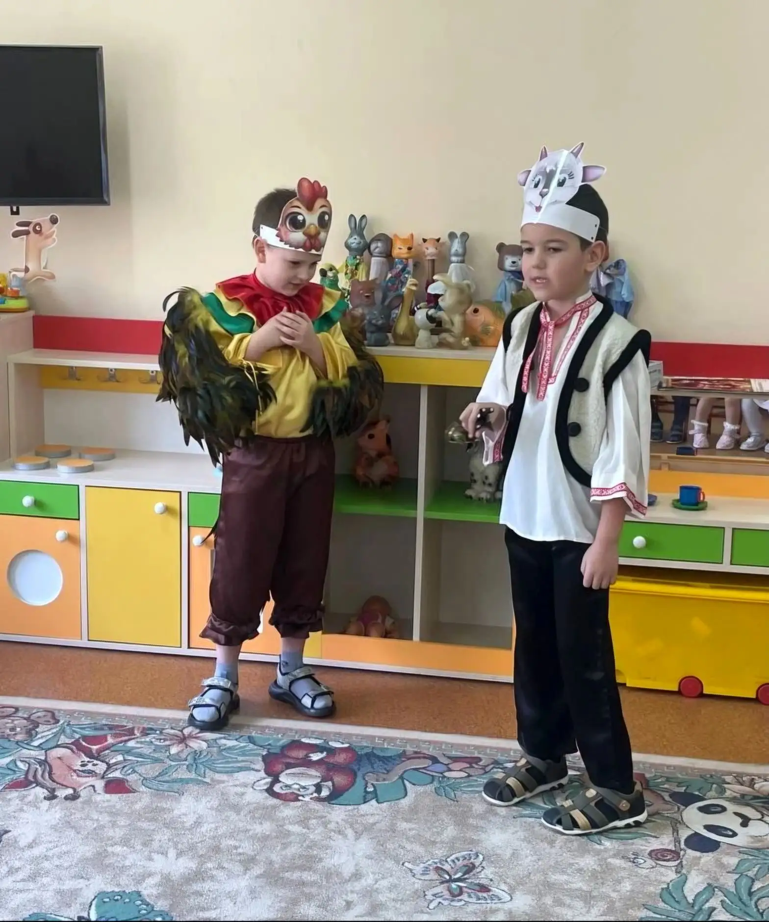 ...Сказки любят все на свете,  любят взрослые и дети!✨️ Сказки учат доброте, ласке, дружбе и труде. 
