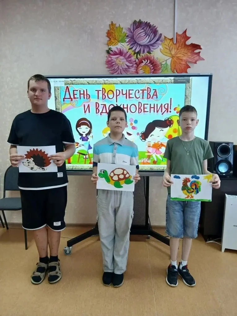 9 июня «День творчества» в пришкольном лагере «Дружба».

День был насыщен различными мероприятиями, 