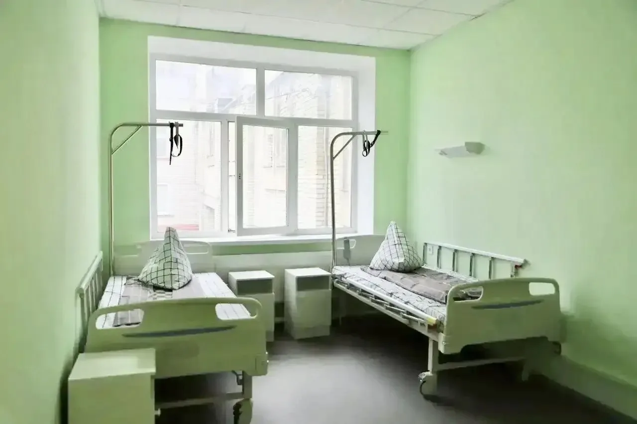 В Каменской центральной районной больнице открыли обновлённые кардиологическое и неврологическое отд