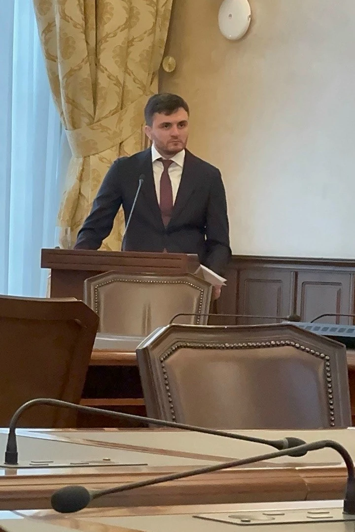 Исрапилу Магомедовичу Нальгиеву присудили ученую степень кандидата экономических наук.