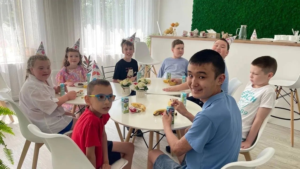 Три именинника, один торт и настоящий волшебник!
