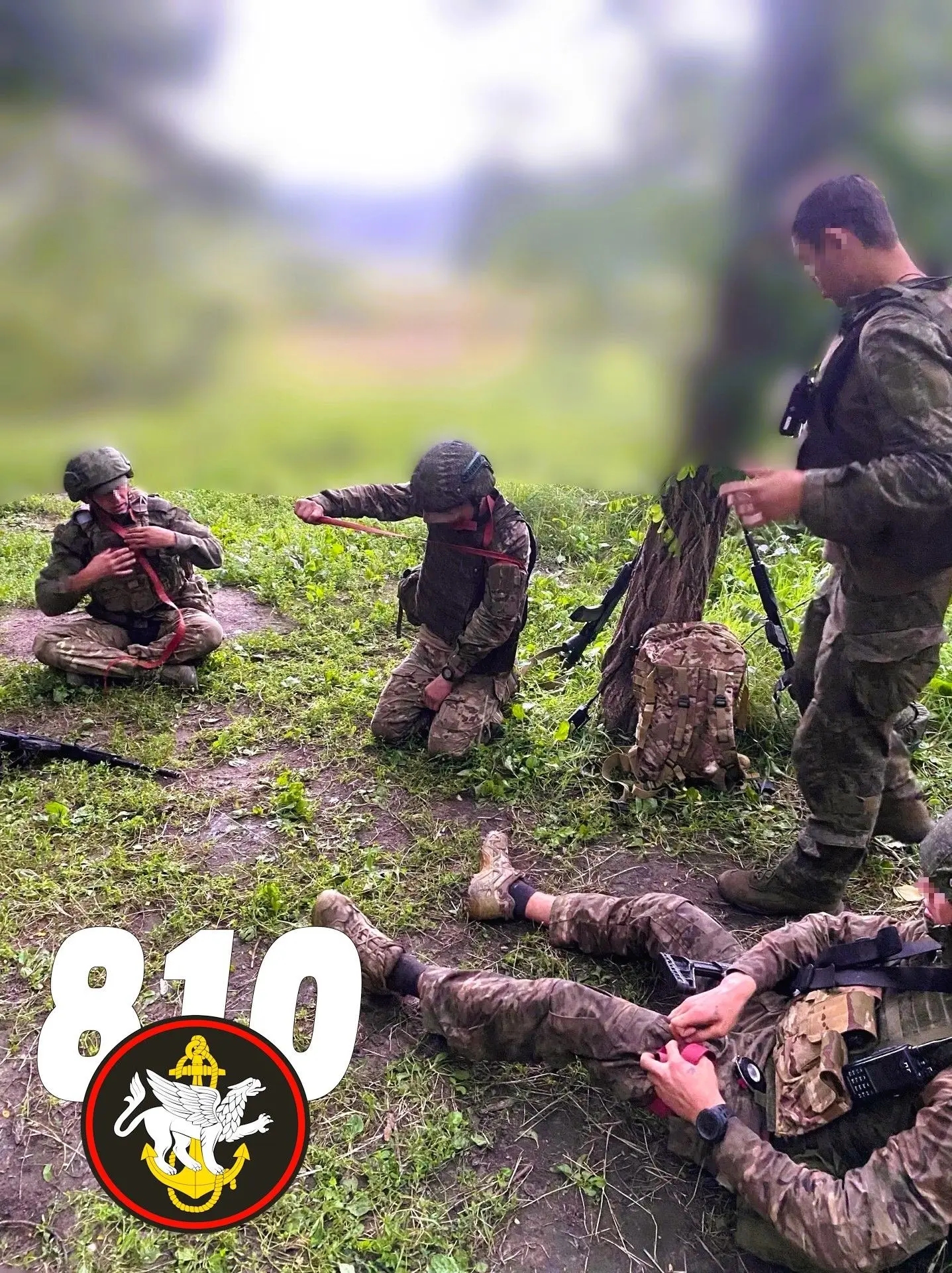 ⚕️ Каждый военнослужащий должен уметь спасти жизнь

В подразделении БМП 810-й бригады прошли практич
