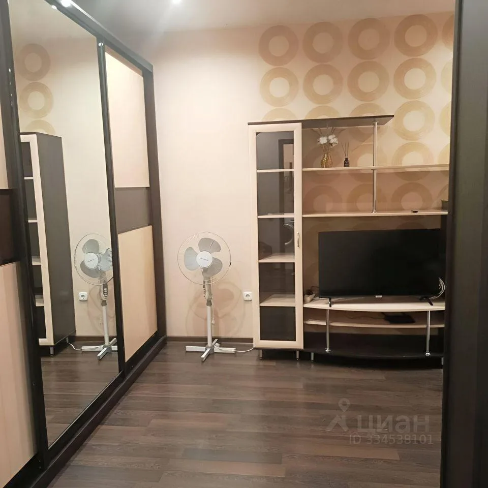 Сдам без посредников: 1-комнатная квартира, 35м²