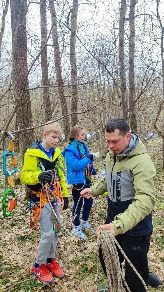 📌 Воспитанники кружка «Спортивный туризм» (1 корпус) выступили на личном первенстве Тульской области