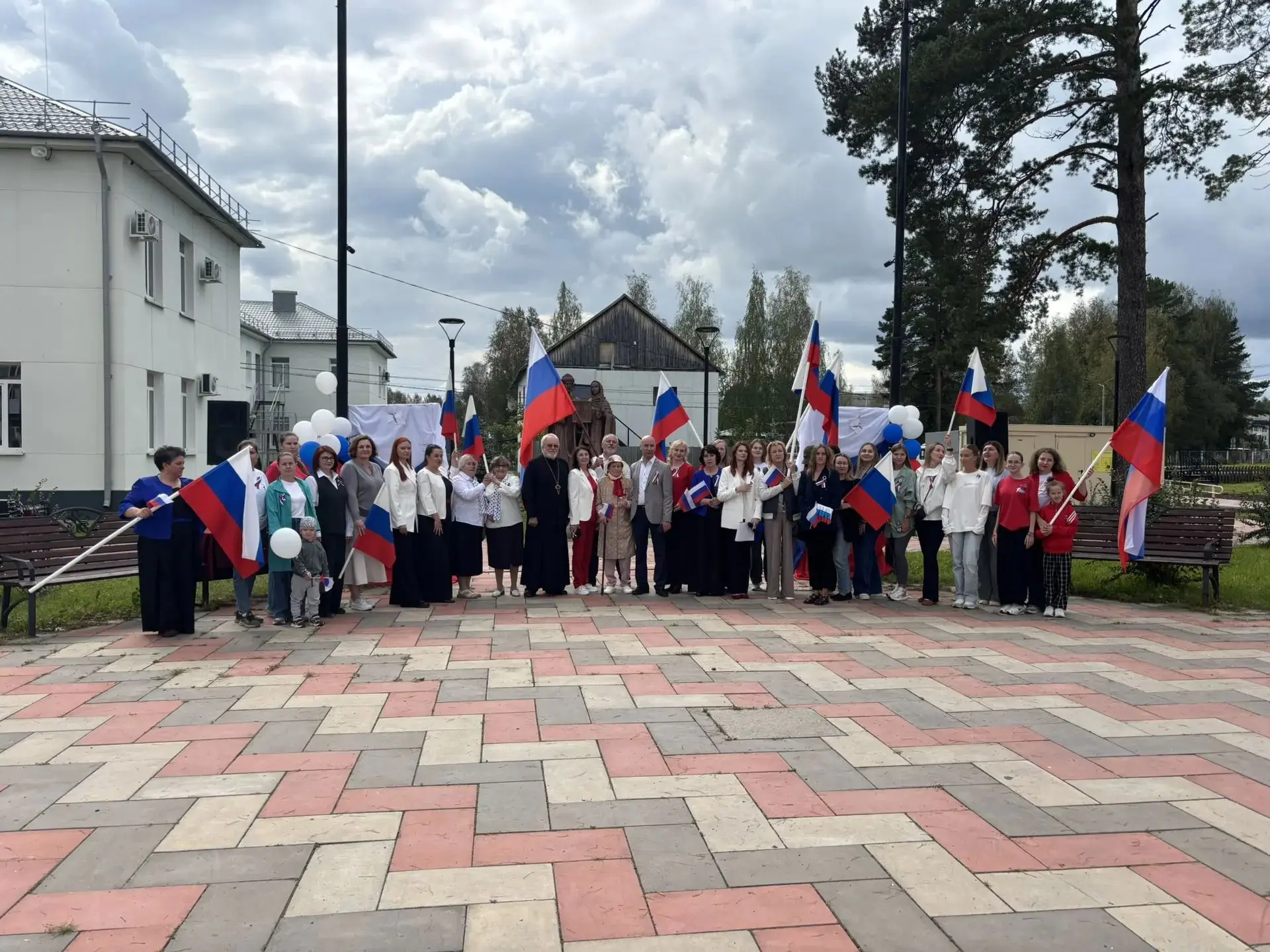 22 августа в ГО ЗАТО Свободный прошло торжественное мероприятие, посвящённое Дню госуда...