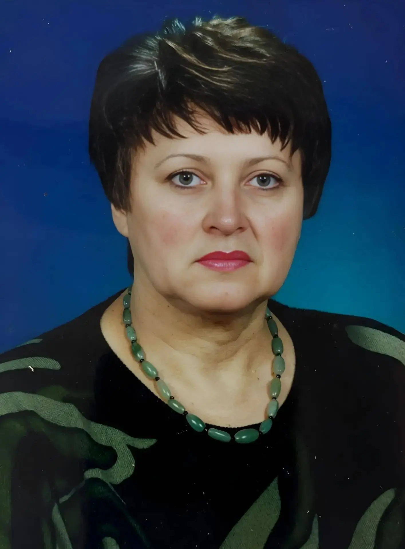 Сегодня свой юбилей отмечает Валентина Романовна Козловская, заслуженный учитель математики школы №6