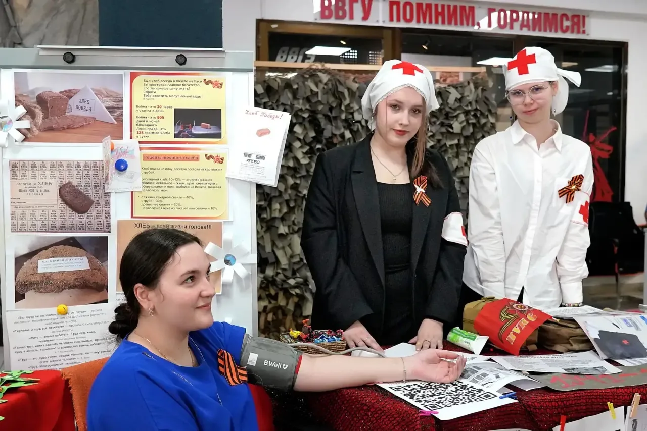 В ВВГУ прошла благотворительная ярмарка к 81-й годовщине Великой Победы