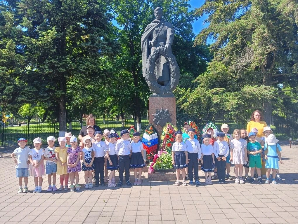 🇷🇺🇷🇺🇷🇺 В рамках реализации муниципального проекта «Я – патриот», была проведена тематической а