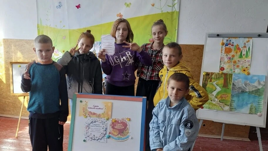В Каховском округе провели акцию «Добрых рук мастерство»