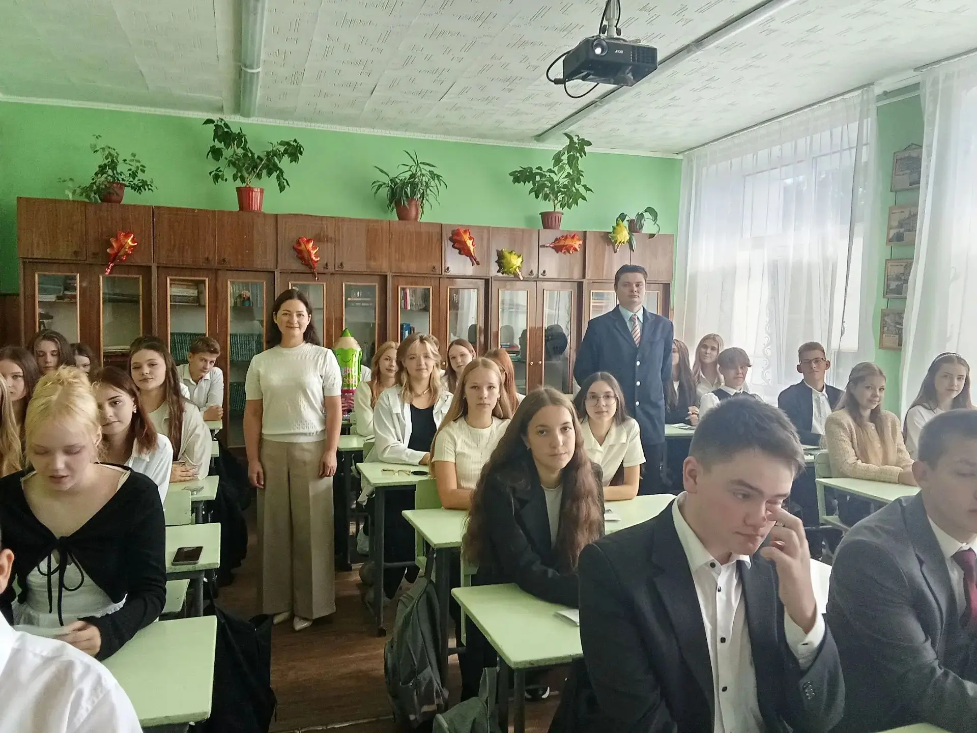 1 сентября состоялась встреча учеников 9 б класса с представителями Вологодского центра...
