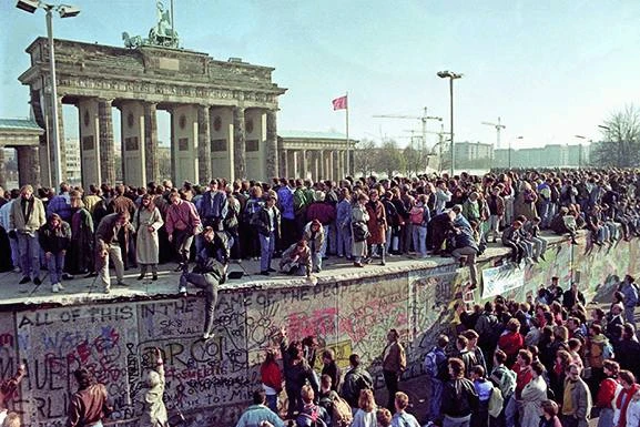 🇩🇪 От эйфории к неврозу