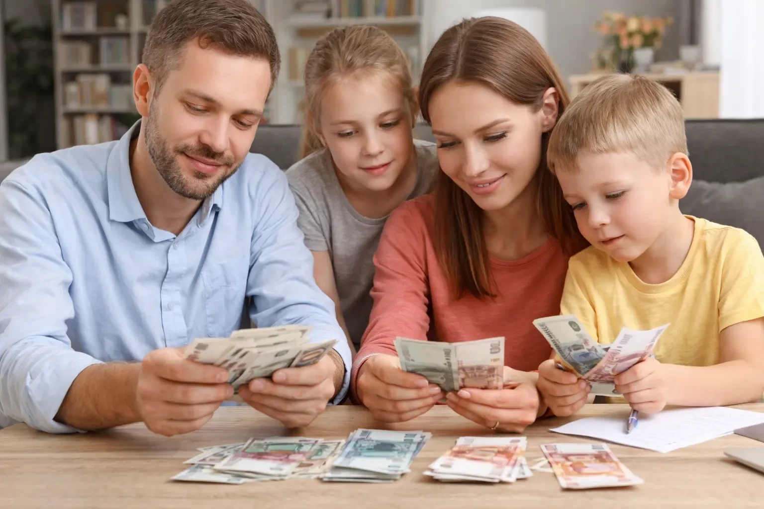 👨‍👩‍👦 В 2026 году в России начала действовать новая семейная выплата.