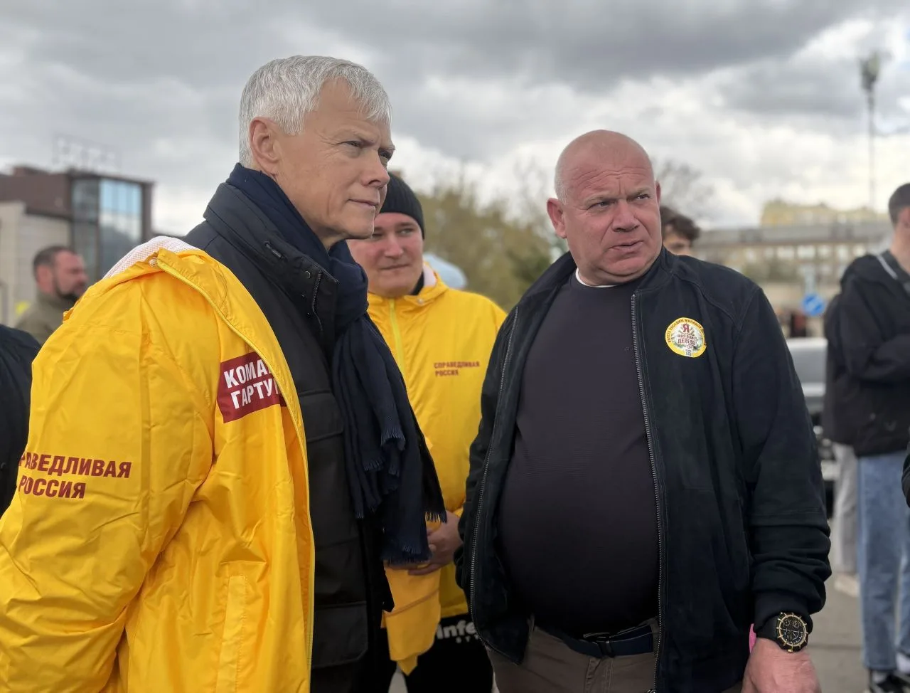 Всегда знал, что копейчане не подведут! И сегодня еще раз в этом убедился – на раздачу ...