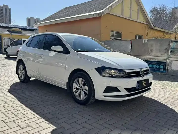 Немецкий надежный хэтчбек! VW Polo — компактность, экономичность и богатая комплектация.

🇩🇪 VW Po