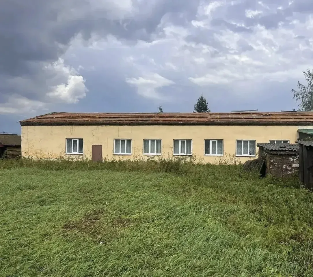 Сегодня в Башкирии наблюдались сильные порывы ветра

В результате непогоды в трех районах республики