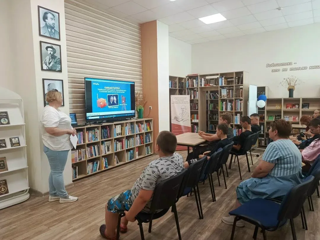 10 июня с ребятами лагеря  «Малышок» прошла увлекательная игровая программа
«Кинотрамвай». 🎞️🚊

📺