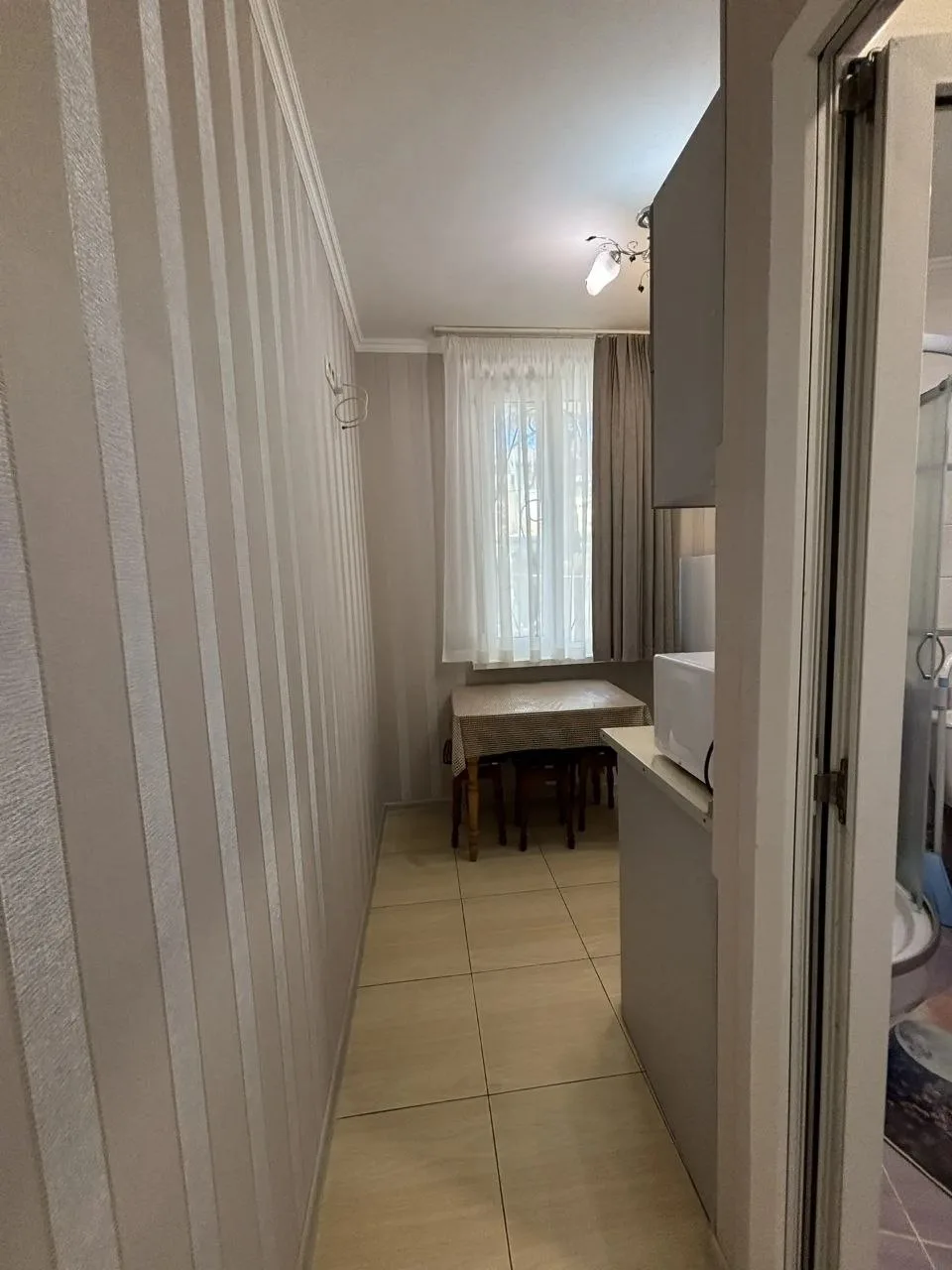 #ЯЛТА Улица Заречная 10  Сдаётся однокомнатный номер двухэтажного коттеджа от хозяйки без посреднико