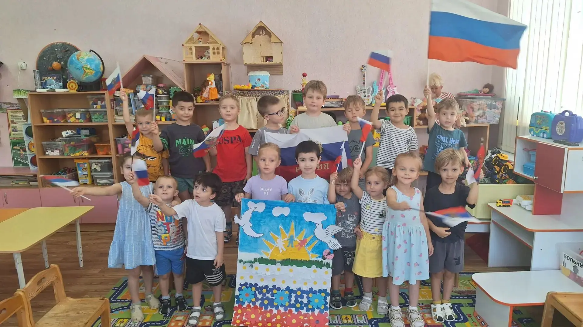 🇷🇺 День Российского флага в нашем детском саду!