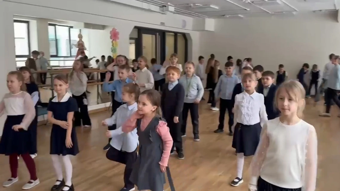 Один день из жизни советника  🏫 Школьная жизнь — это не только уроки, но и множество событий, инициа