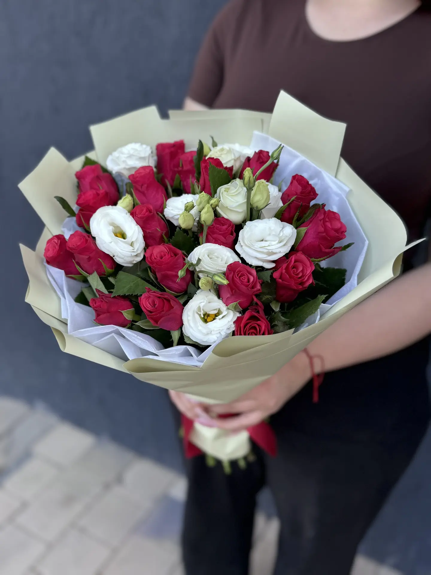 My Flowers – это больше, чем просто доставка цветов. Это ваш личный помощник в мире кра...