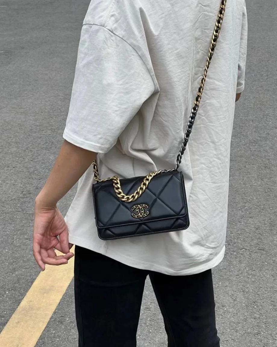 Cумочка Chanel 19 🖤