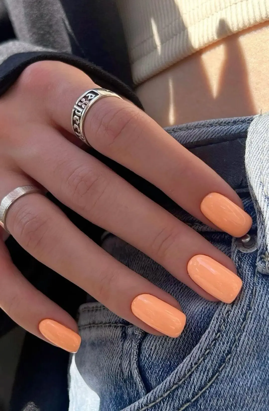 Цвет 🧡