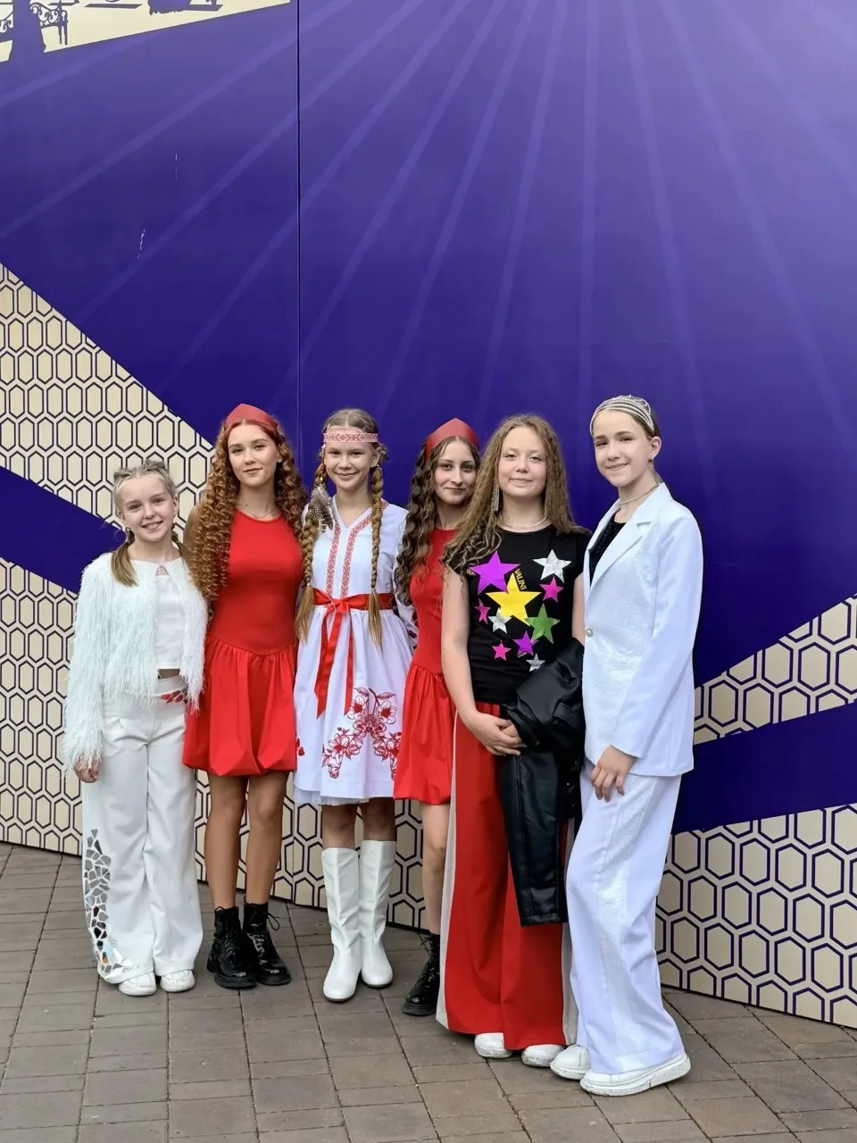 ✨ 5 июля главная сцена проекта «Пешеходный Любинский» приняла солистов вокального ансамбля «Аллегро»
