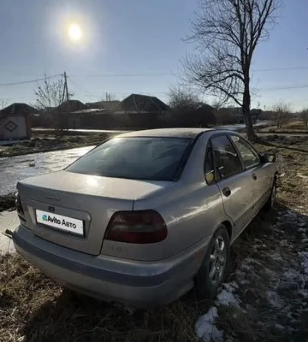 Невинномысск. Volvo S40 1.9 МТ, 1996, 300 000 км. Двигатель есть, нужно поставить. Маши...