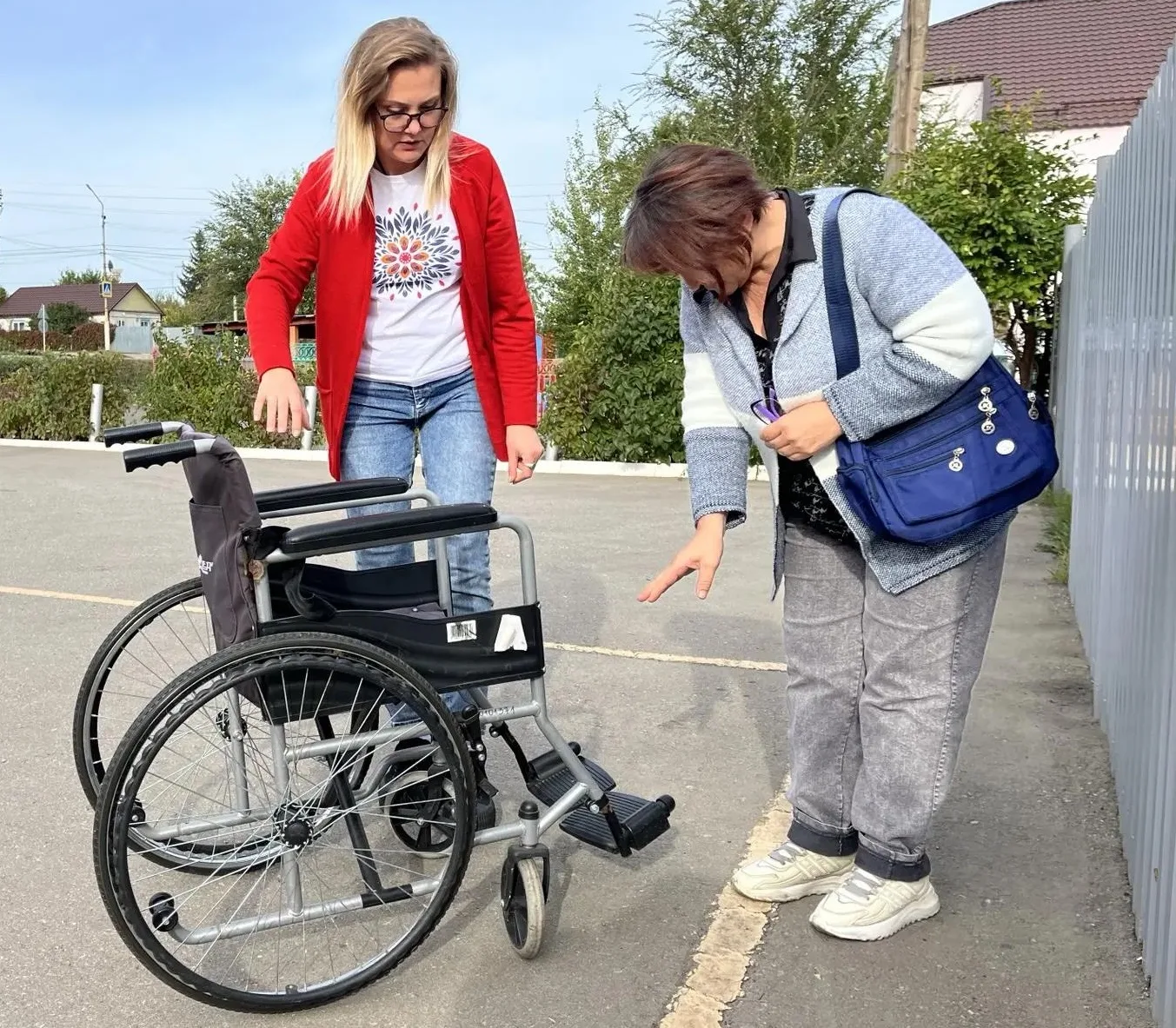 📌 В Центре социального обслуживания населения Лысогорского района продолжает работу «П...