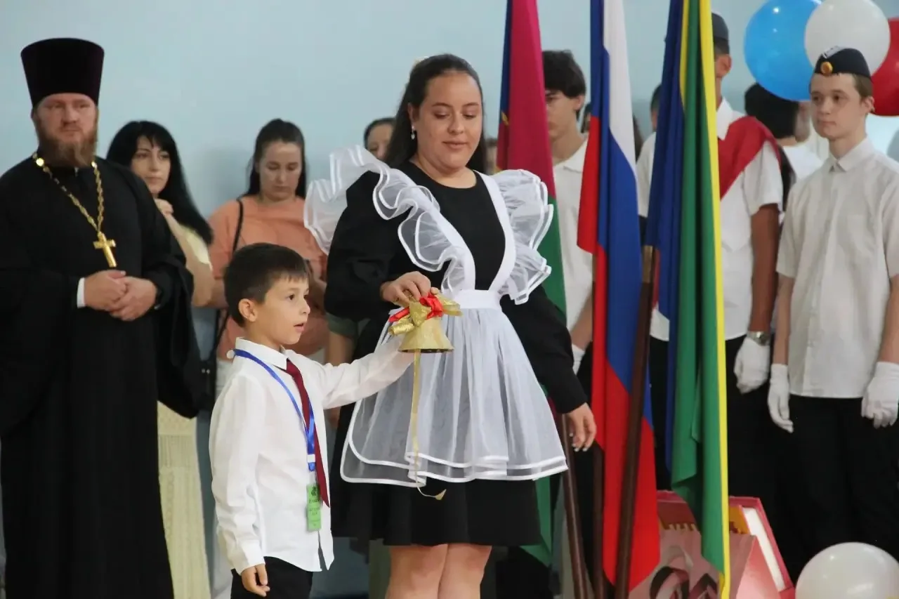 🎉 С 1 сентября, дорогие друзья! 🎉