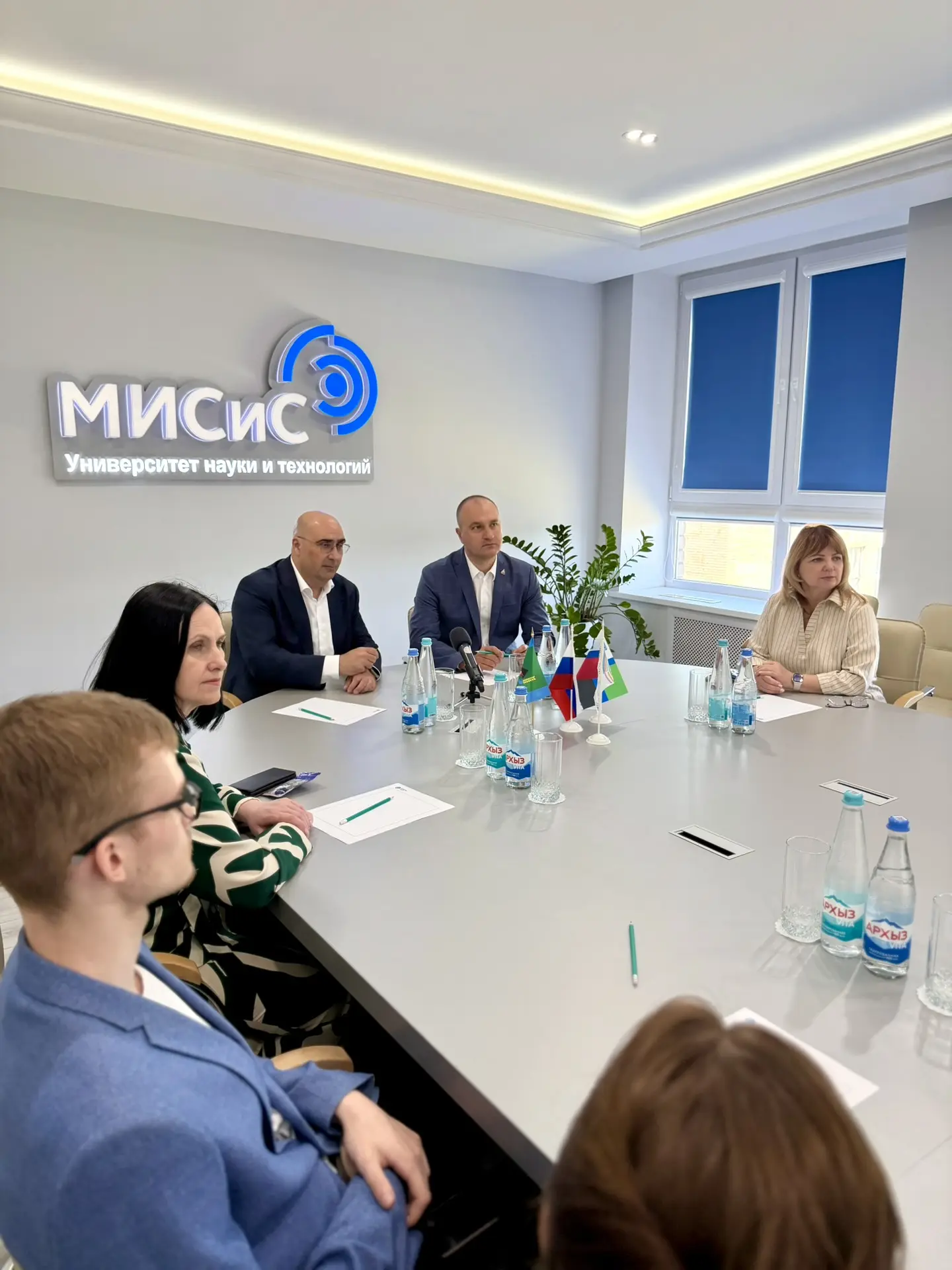 21 мая Губкинский филиал НИТУ «МИСИС» посетил Василий Голиков, глава Губкинского городского округа. 