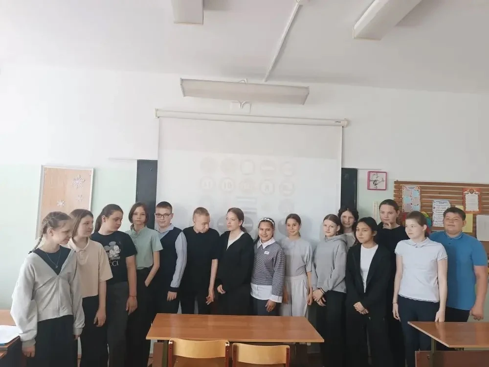 12 мая в 6б классе прошёл Единый урок по ПДД для юных велосипедистов. Участники команды...