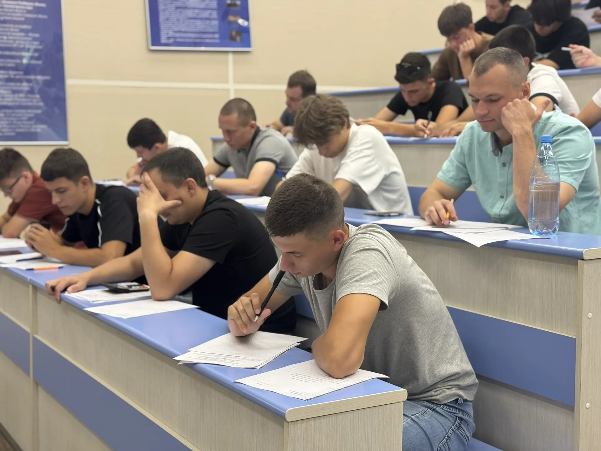 🚢📚 Сегодня в эти самые минуты в Херсонской государственной морской академии проходит вступительное