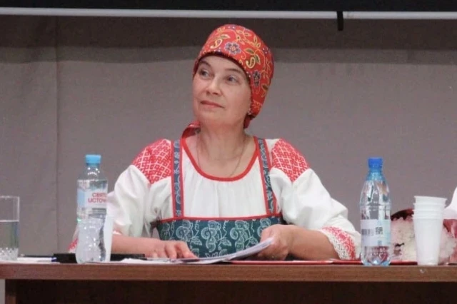 Друзья!

Сегодня хотел бы поздравить Ольгу Владимировну Хасанову с победой в Республиканском конкурс