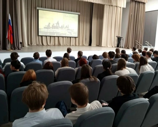 🎖 Профориентационная встреча: путь к профессии офицера 🎖  Сегодня в нашей школе состоялось профориен
