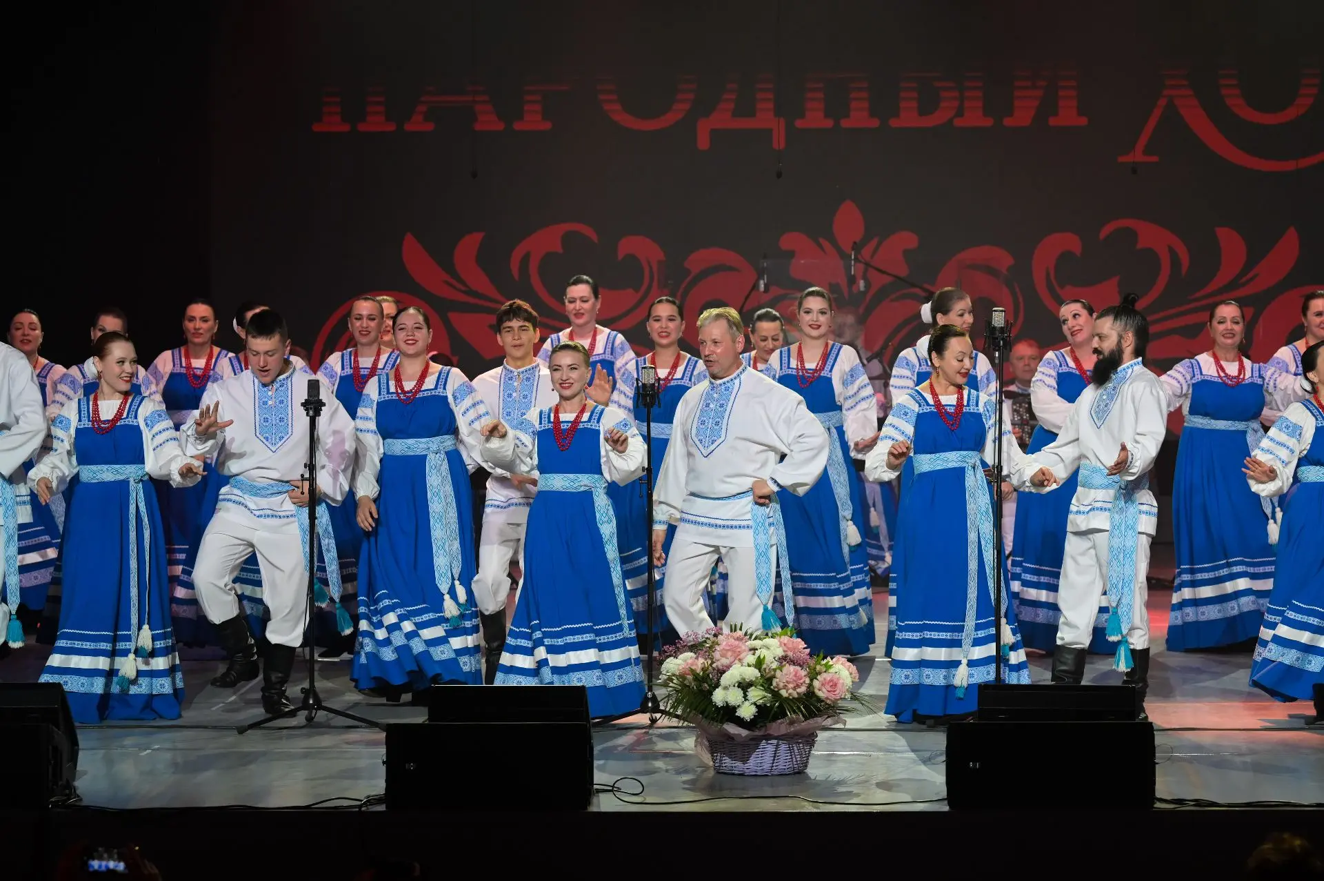 🪆РУССКАЯ ПЕСНЯ ПОКОРЯЕТ СЕРДЦА!

👏Закончился отбор на XII Всероссийский хоровой фестиваль в Приаму