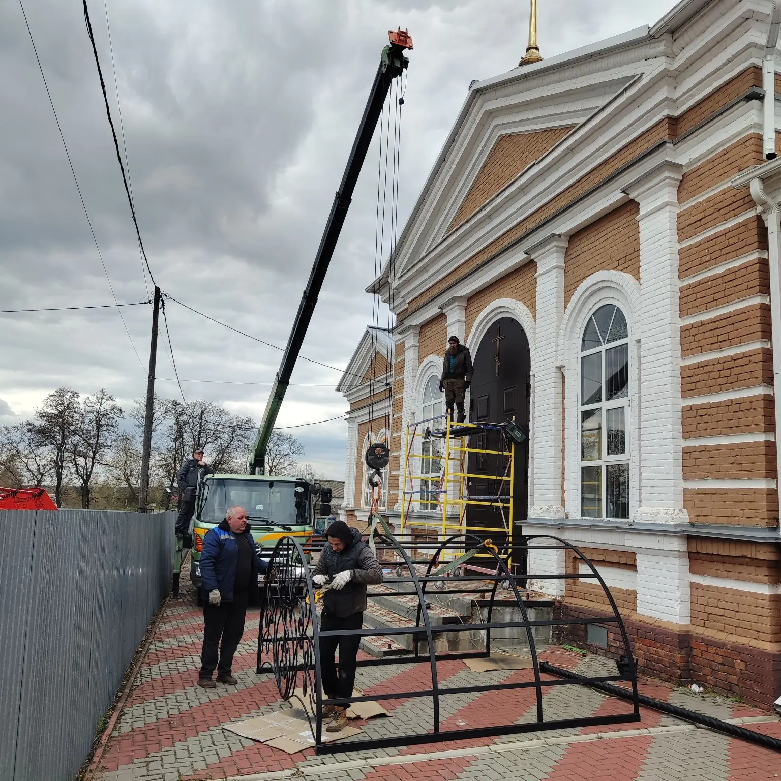 🌟 ВОЗРОДИМ СВЯТЫНЮ ВМЕСТЕ! 🌟  Дорогие братья и сестры!  Сегодня я обращаюсь к вам не просто с просьб