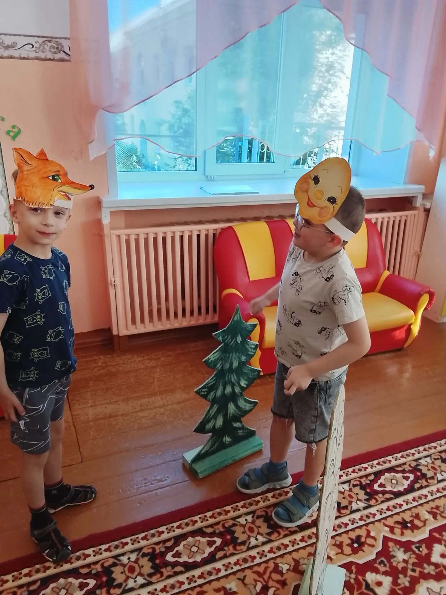 Театрализованная деятельность является источником развития чувств, глубоких переживаний и открытий р