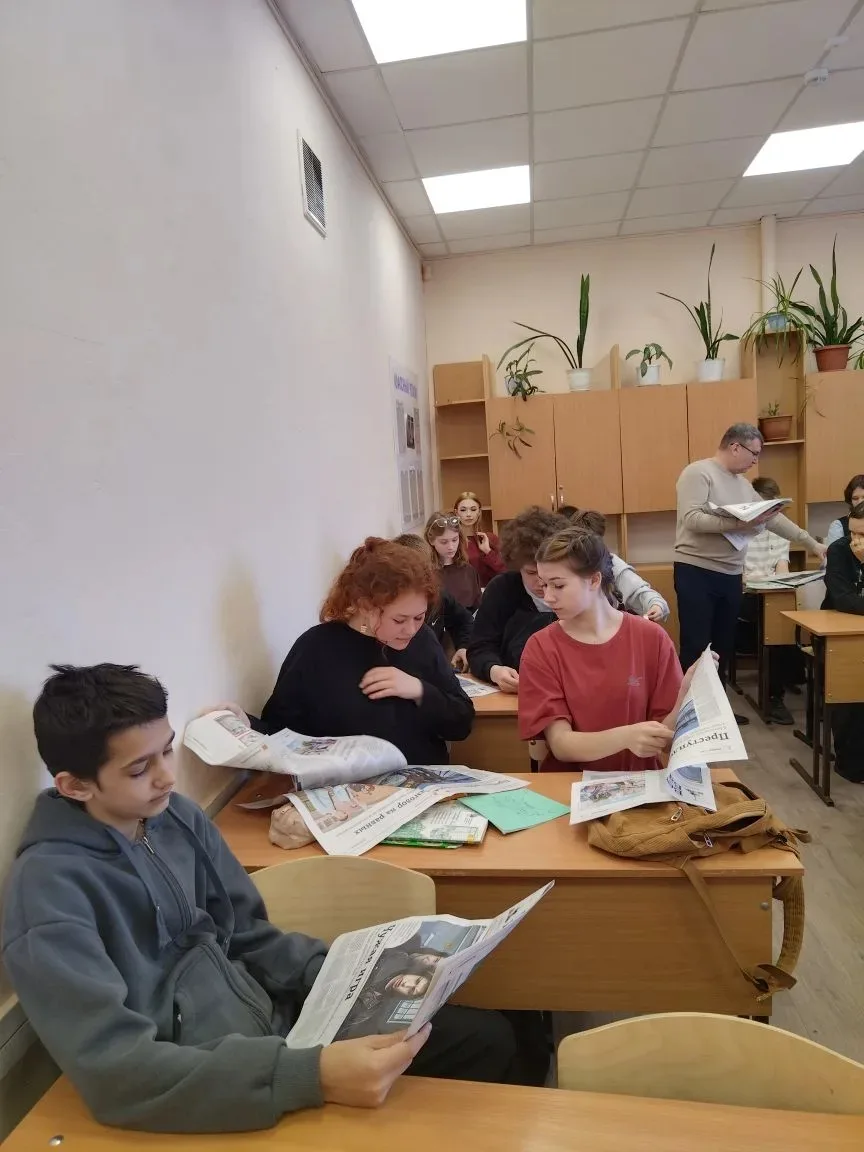 Классные часы по профилактике преступлений экстремистской и террористической направленности проходят