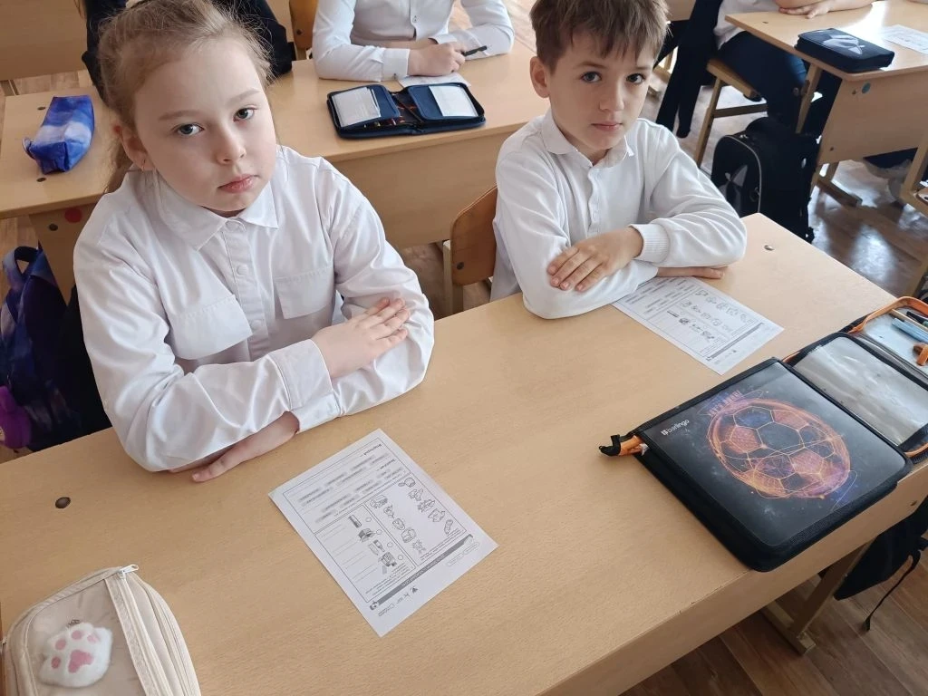 ✨20 апреля в МБОУ "Гимназия" о. Моршанска прошло занятие из цикла 🇷🇺«Разговоры о важном» на тему 🌍«Д